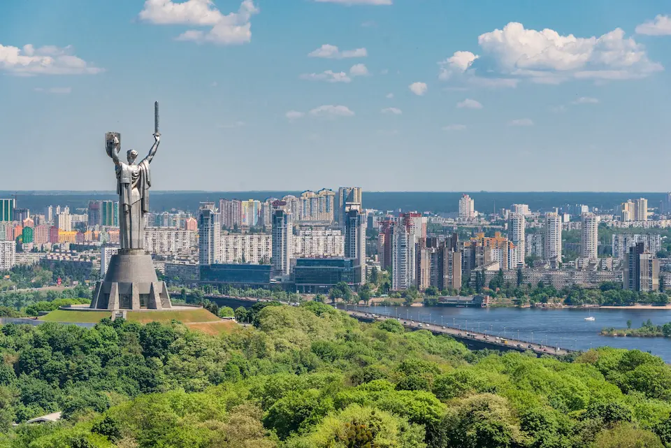 Відкривайте Україну та перемагайте у розіграші від VUSO