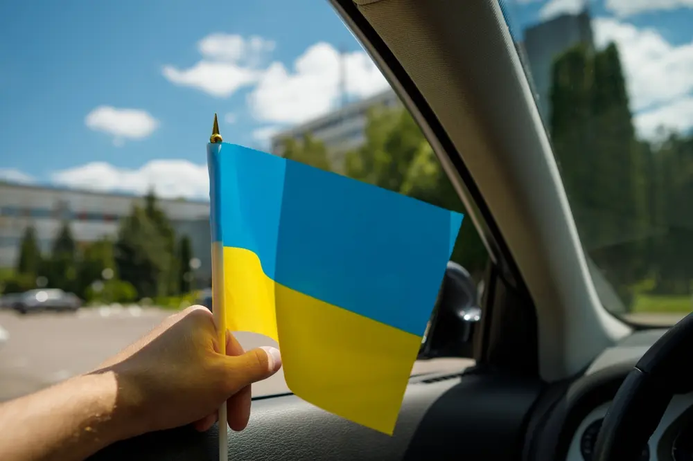З Днем автомобіліста!